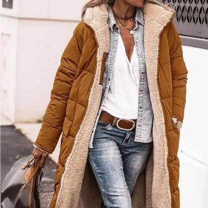 Warme Fleece-Steppjacke mit Kapuze