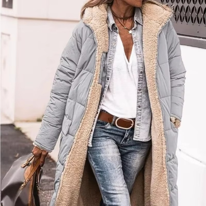 Warme Fleece-Steppjacke mit Kapuze