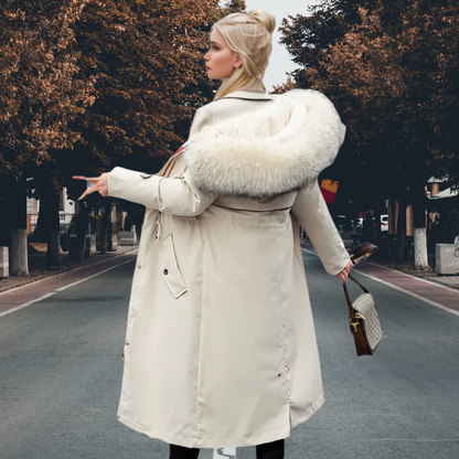 Herbstjacke mit Kapuze