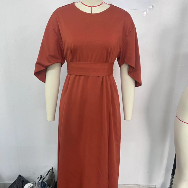 Fledermausärmel Kleid
