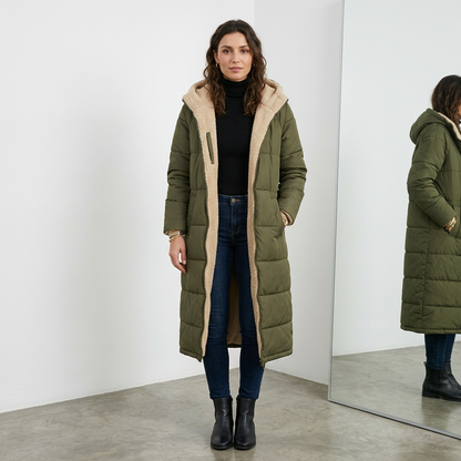 Warme Fleece-Steppjacke mit Kapuze
