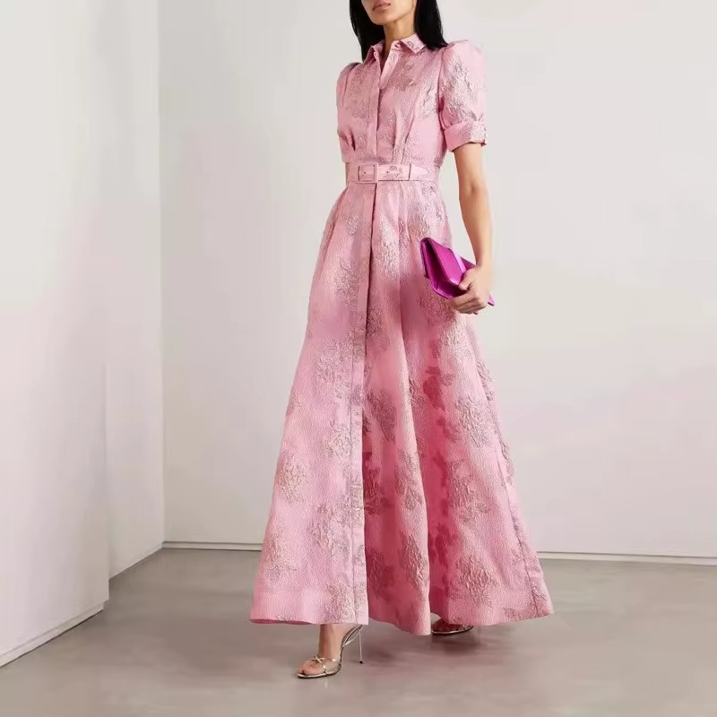 Maxikleid mit Puffärmeln
